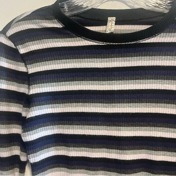 FREE PEOPLE Good on You Grey Multi Striped Three Quarter Sleeve Tee - Picture 4 of 14